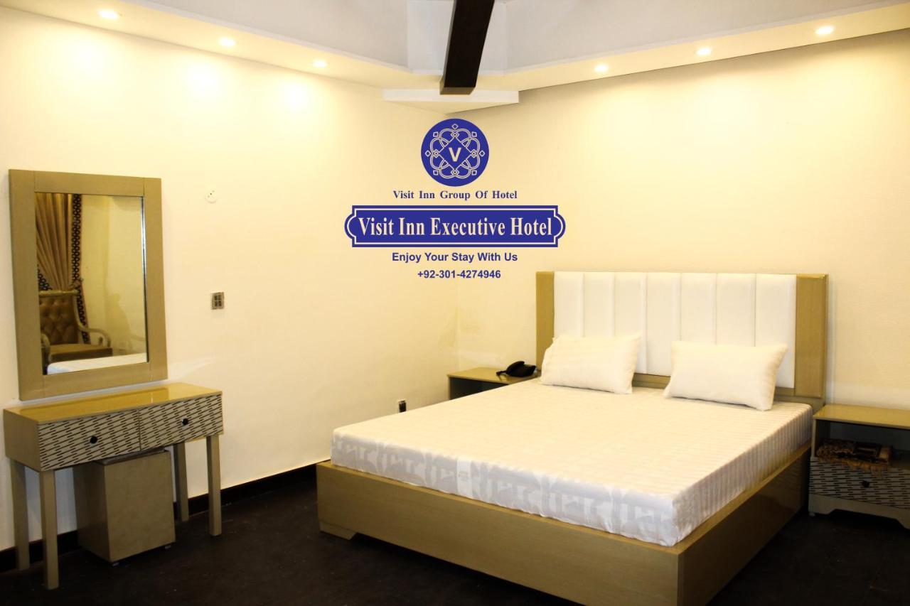 Hotel Visit Inn Executive Lahore Buitenkant foto